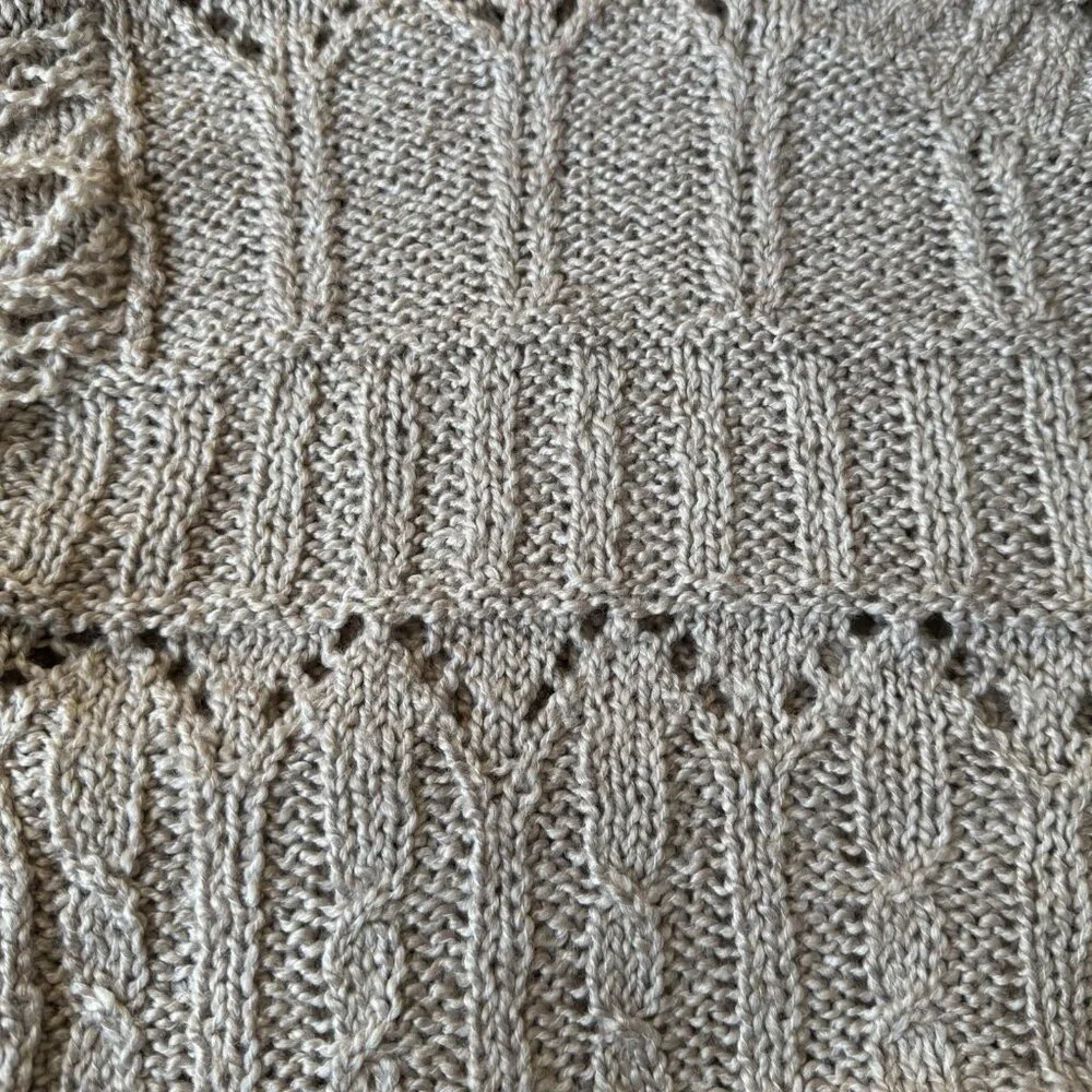 Old Navy Women Textured Fringe Sweater Size M Tan Relaxed Fit Boho Chic Festival
